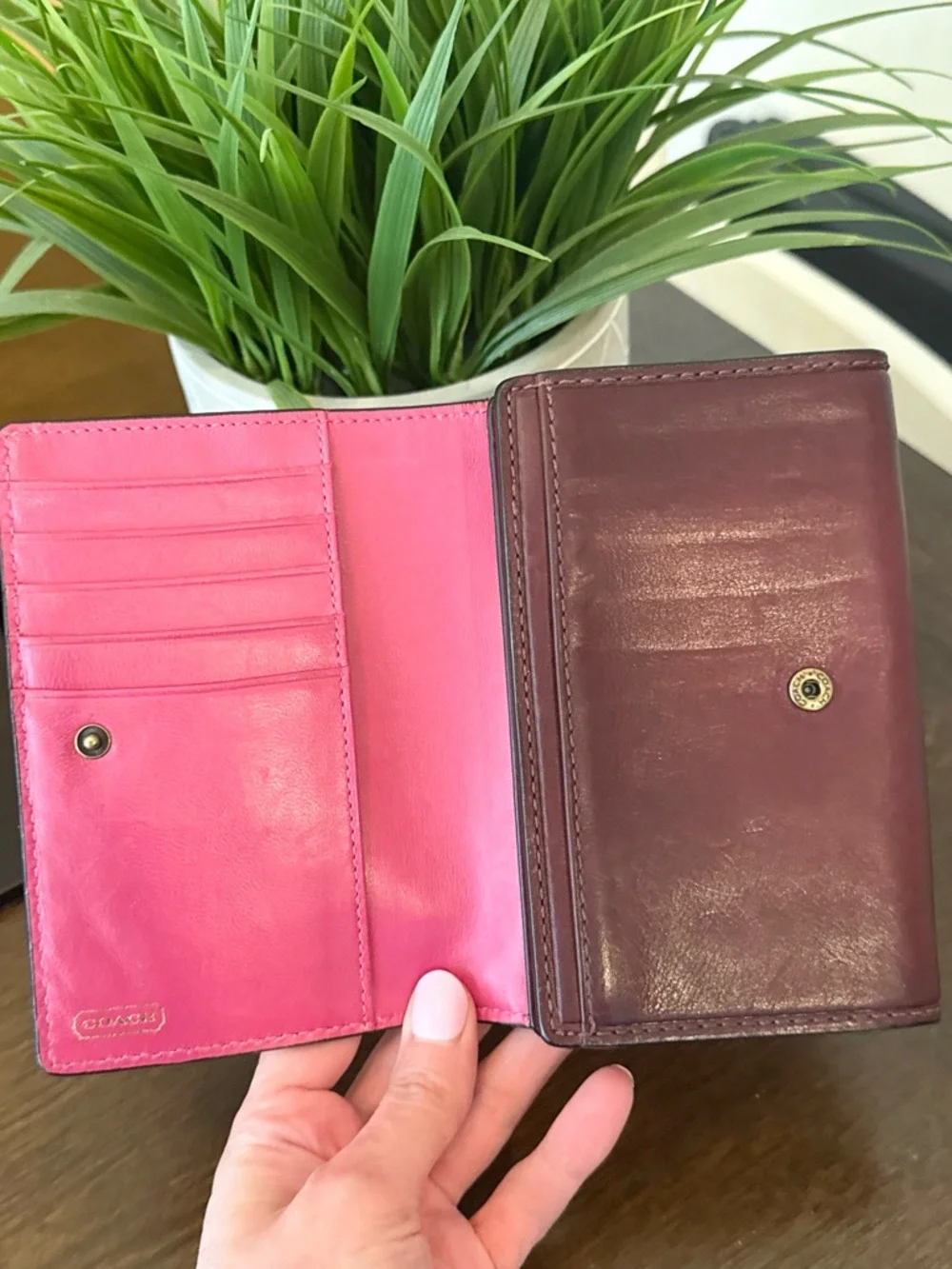 Coach Leatherware Est. 1941 Vintage Wallet - Picture 4 of 8